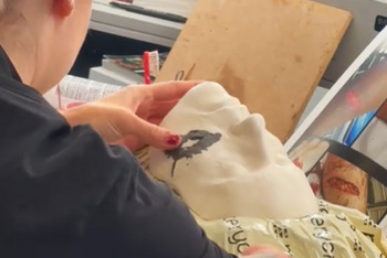 sculpting and moulding