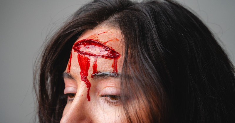Realistic Casualty Effects Created During SFX Makeup Training